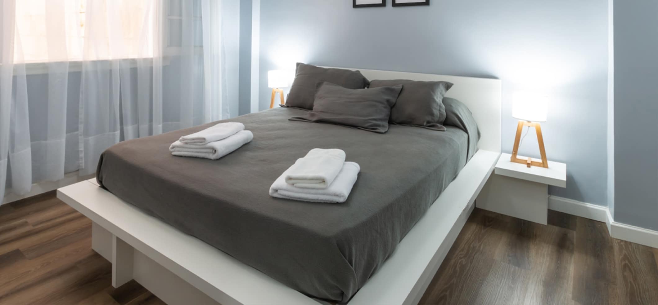 Luna Baza ve Başlık Seti Luna Baza ve Başlık Seti