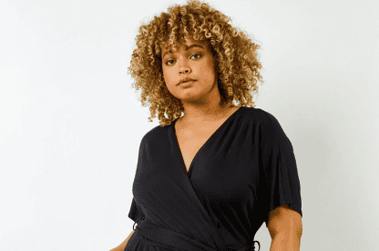 ELBİSELERDE YAZ İNDİRİMLERİ