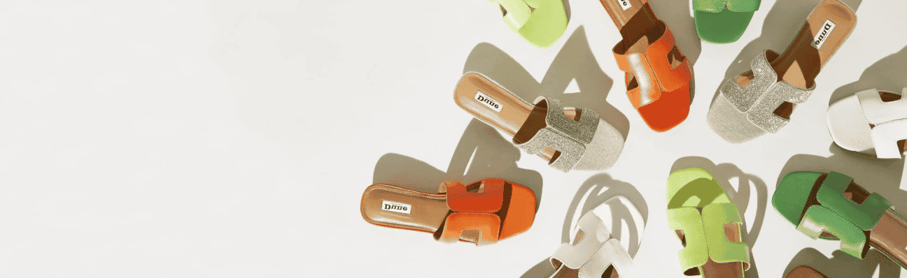 İkonik Tasarımlı Terlikler